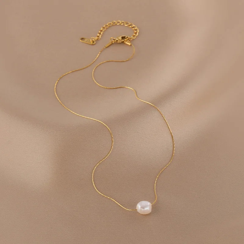 Pearl Charms Chain Choker Necklaces
